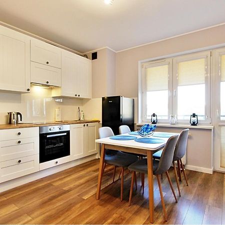 Appartement Apartament Kotwica Z Prywatnym Miejscem W Hali Garazowej à Świnoujście Extérieur photo